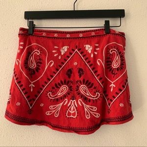 Crop Top ❤️Free People-Small with shelve bra.